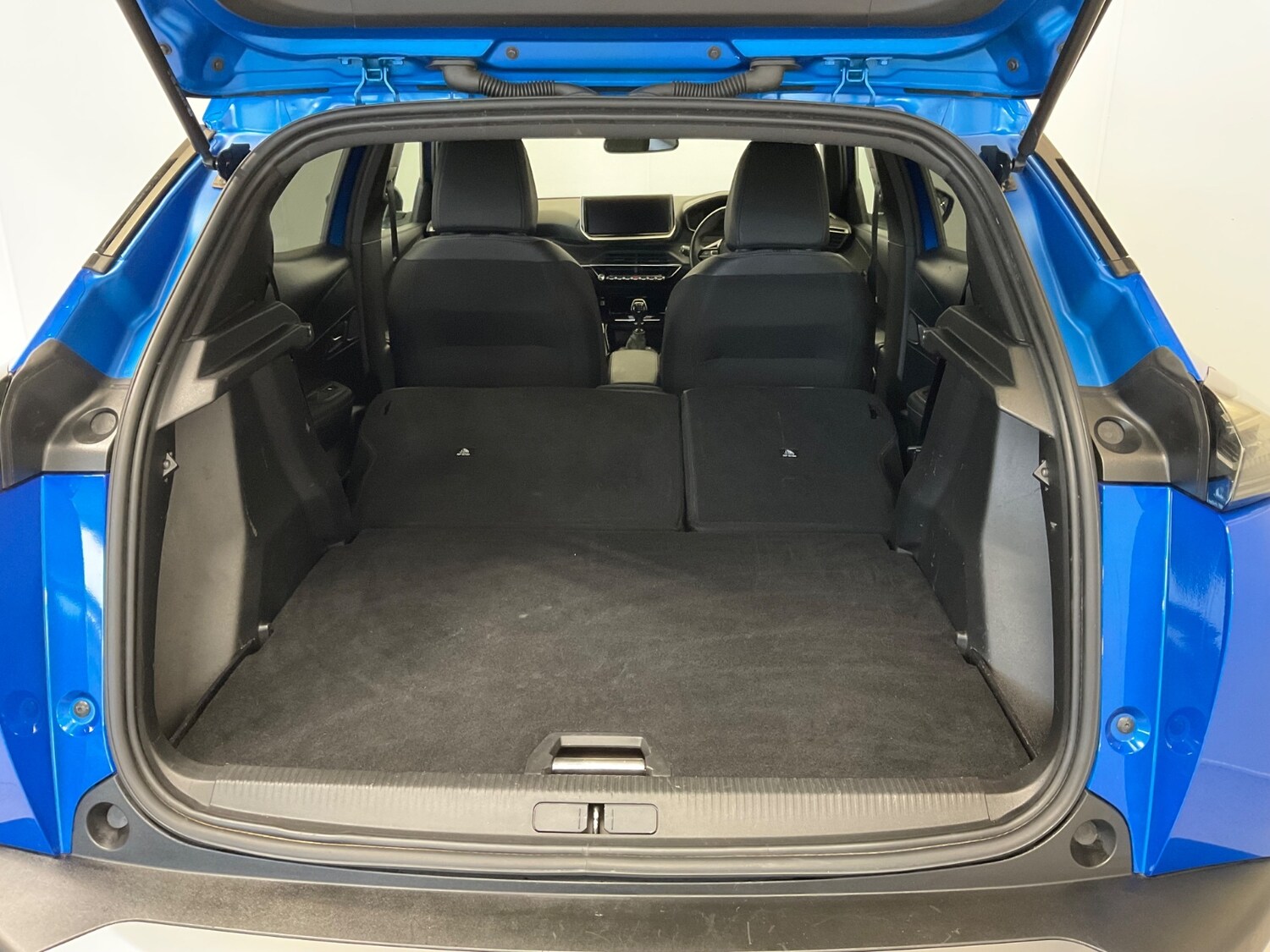 Used Peugeot 2008 2023 for sale - 76869339: Photo 47