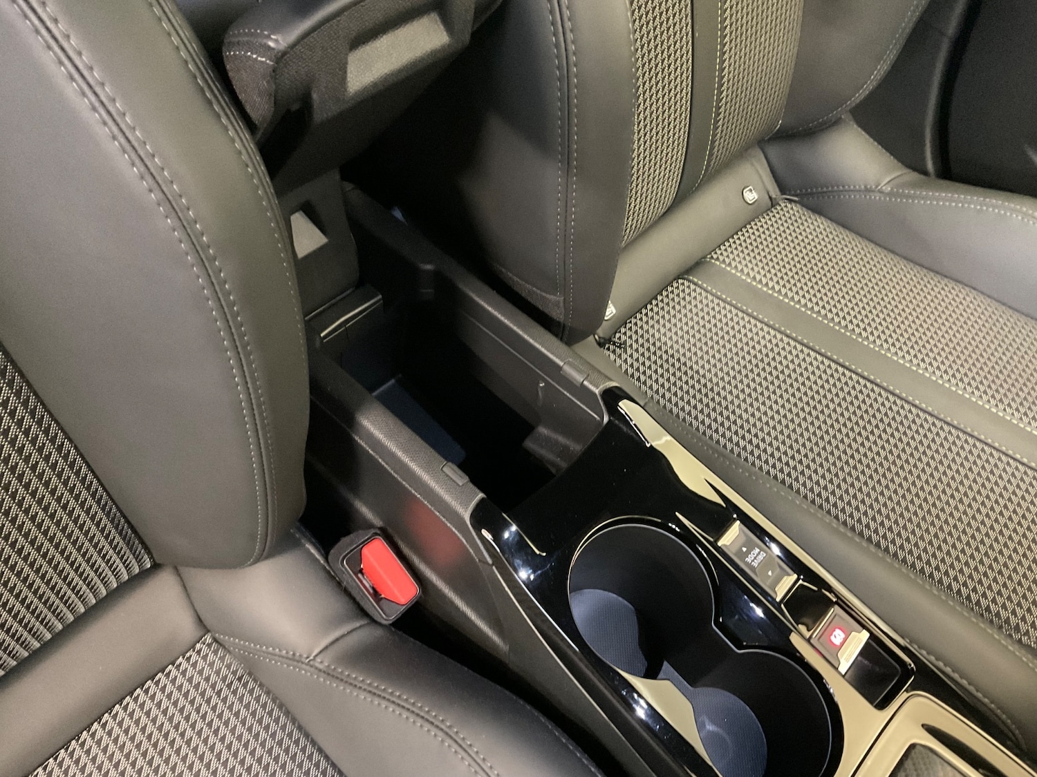 Used Peugeot 208 2022 for sale - 76872268: Photo 33