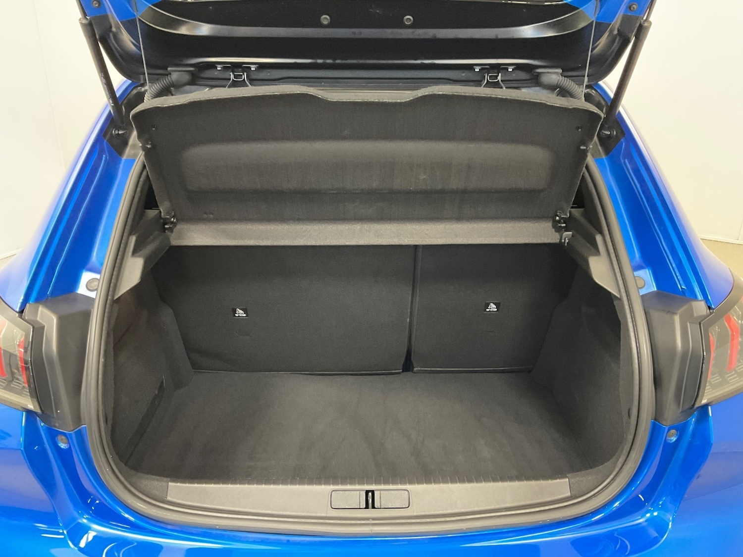 Used Peugeot 208 2022 for sale - 76872268: Photo 41