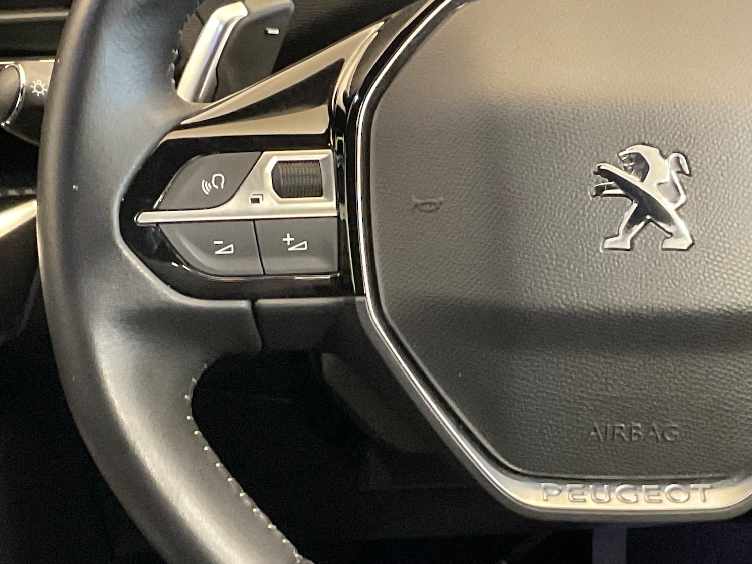 Used Peugeot 3008 2023 for sale - 76869562: Photo 14