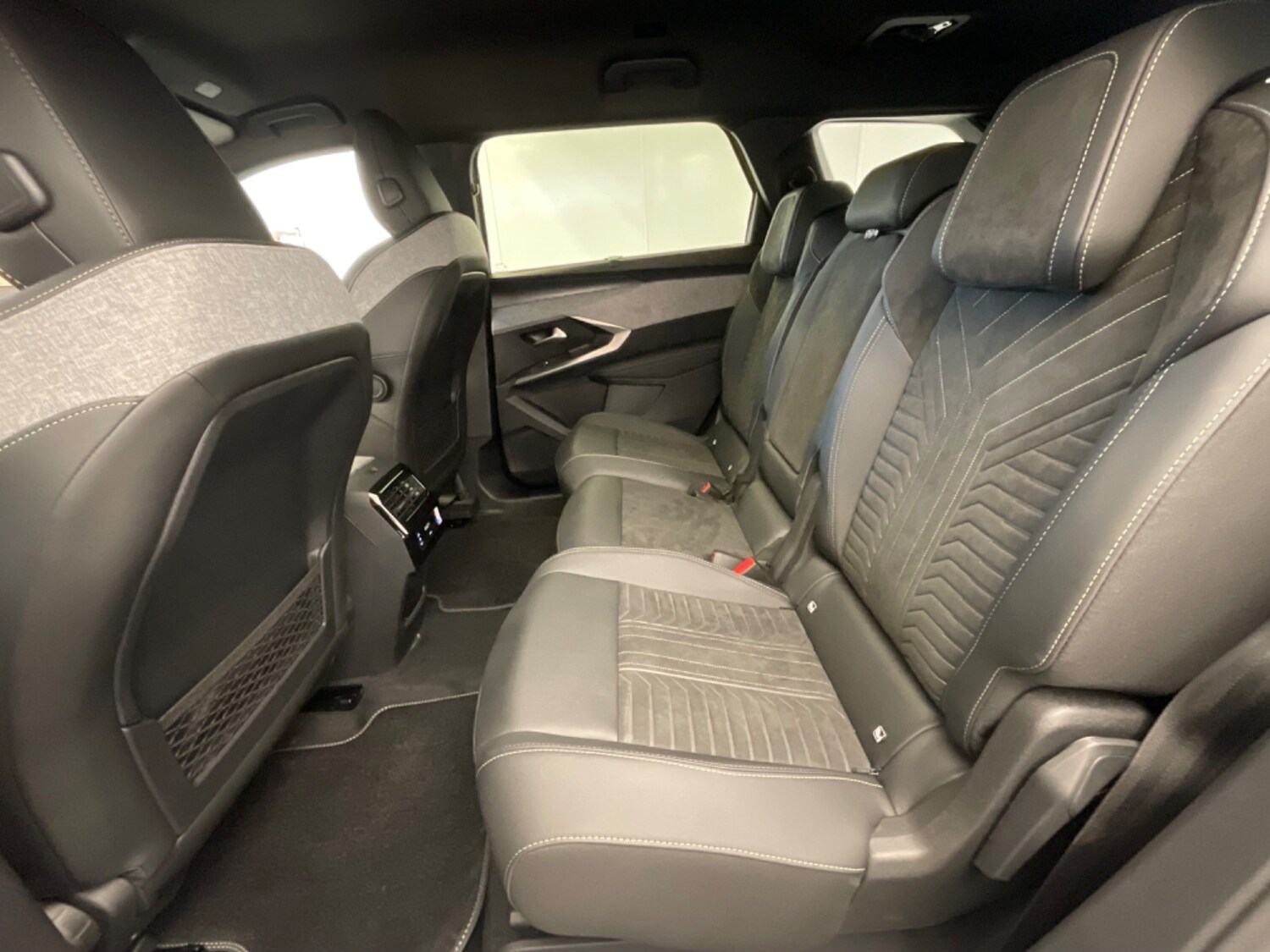 Used Peugeot 5008 2024 for sale - 76868607: Photo 40