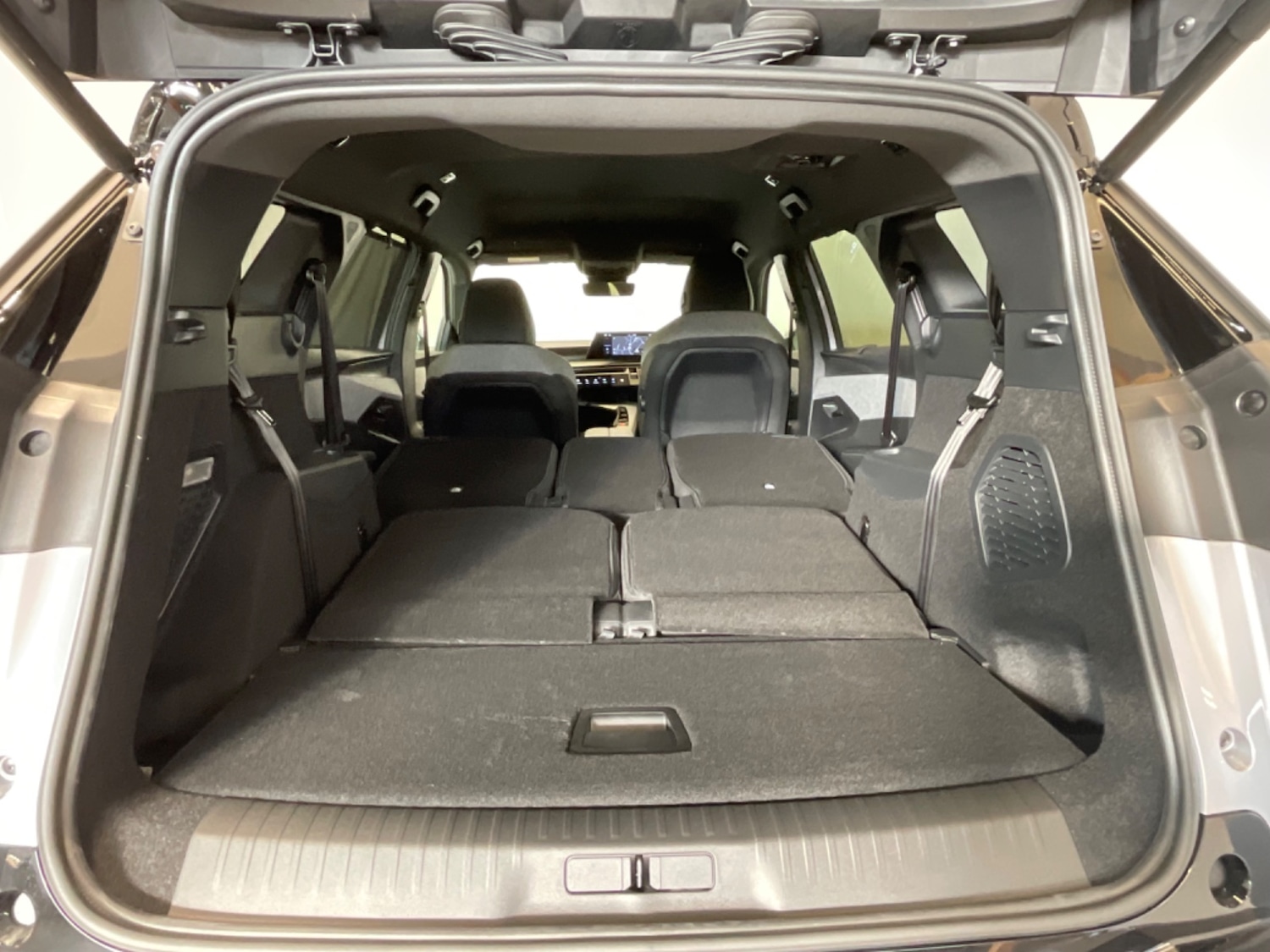 Used Peugeot 5008 2024 for sale - 76868607: Photo 46