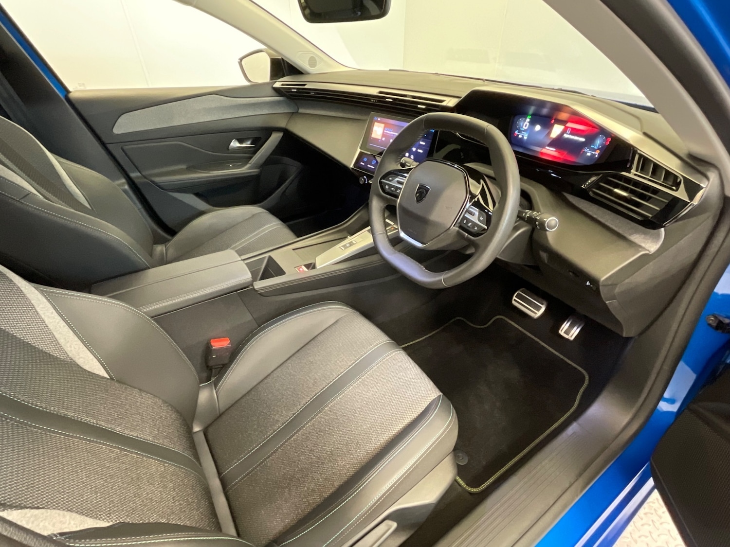 Used Peugeot 308 2023 for sale - 76870031: Photo 31