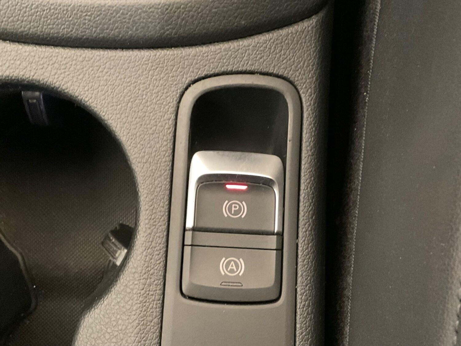 Used Audi Q3 2018 for sale - 76276475: Photo 32