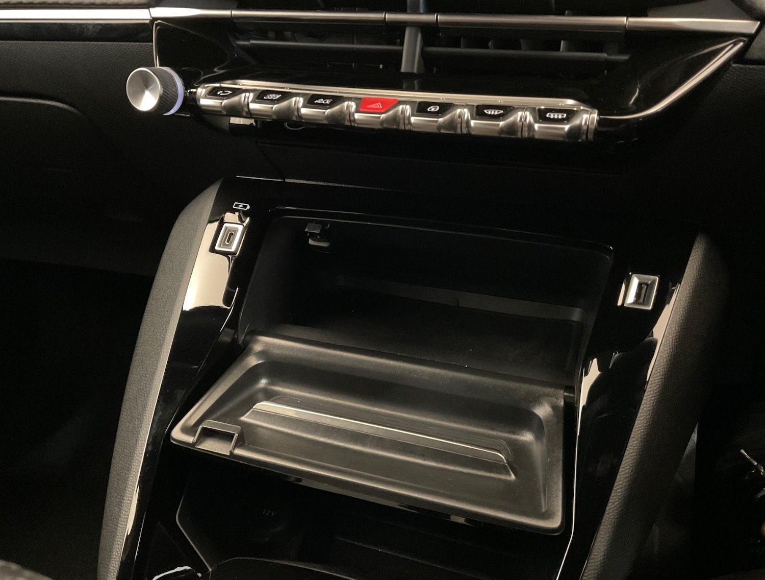 Used Peugeot 2008 2023 for sale - 76872814: Photo 29