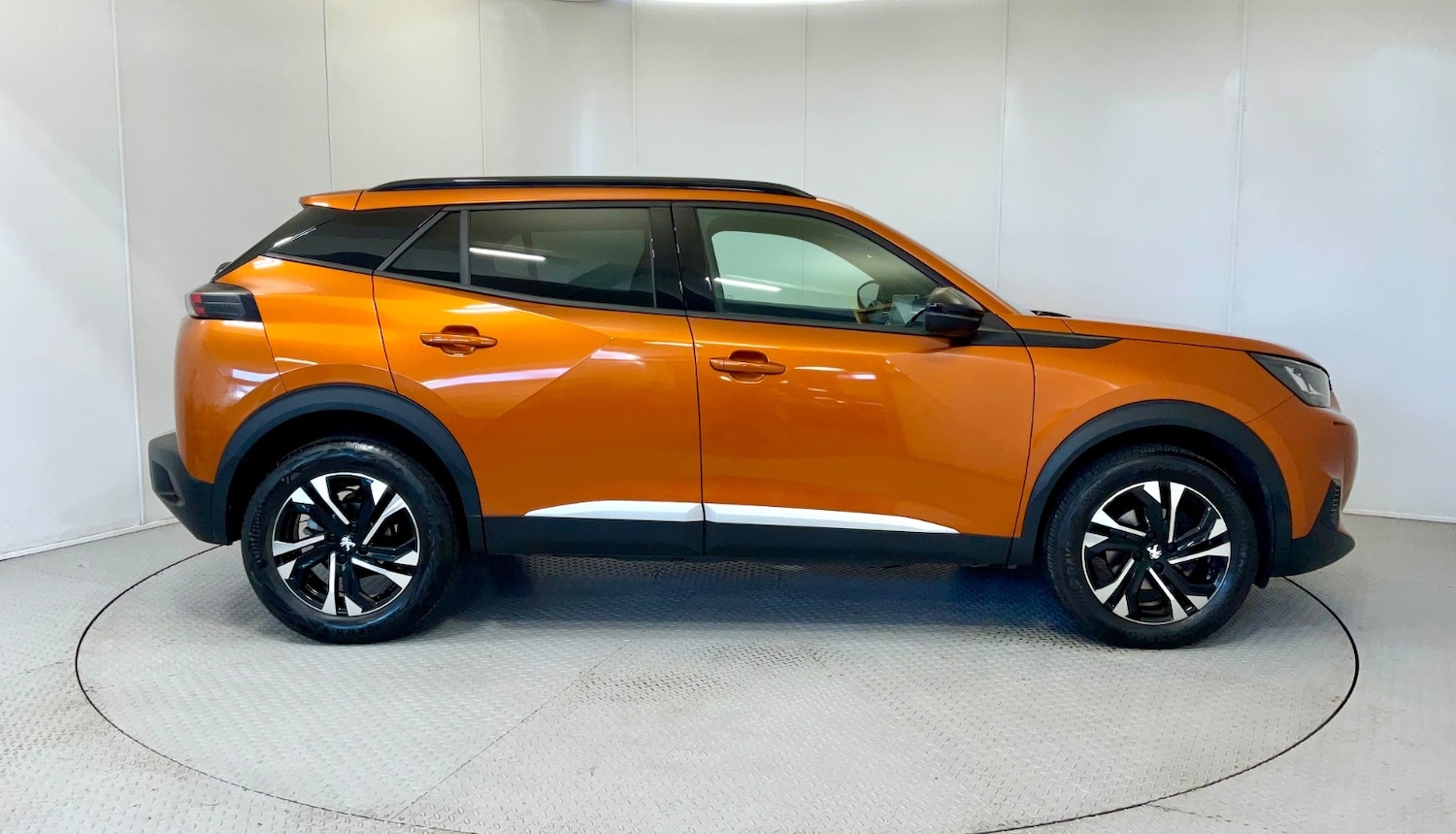 Used Peugeot 2008 2023 for sale - 76872814: Photo 4