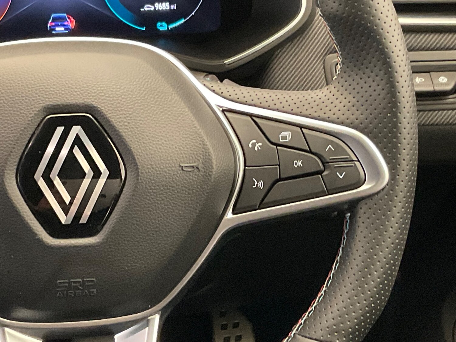 Used Renault Clio 2023 for sale - 76276387: Photo 15