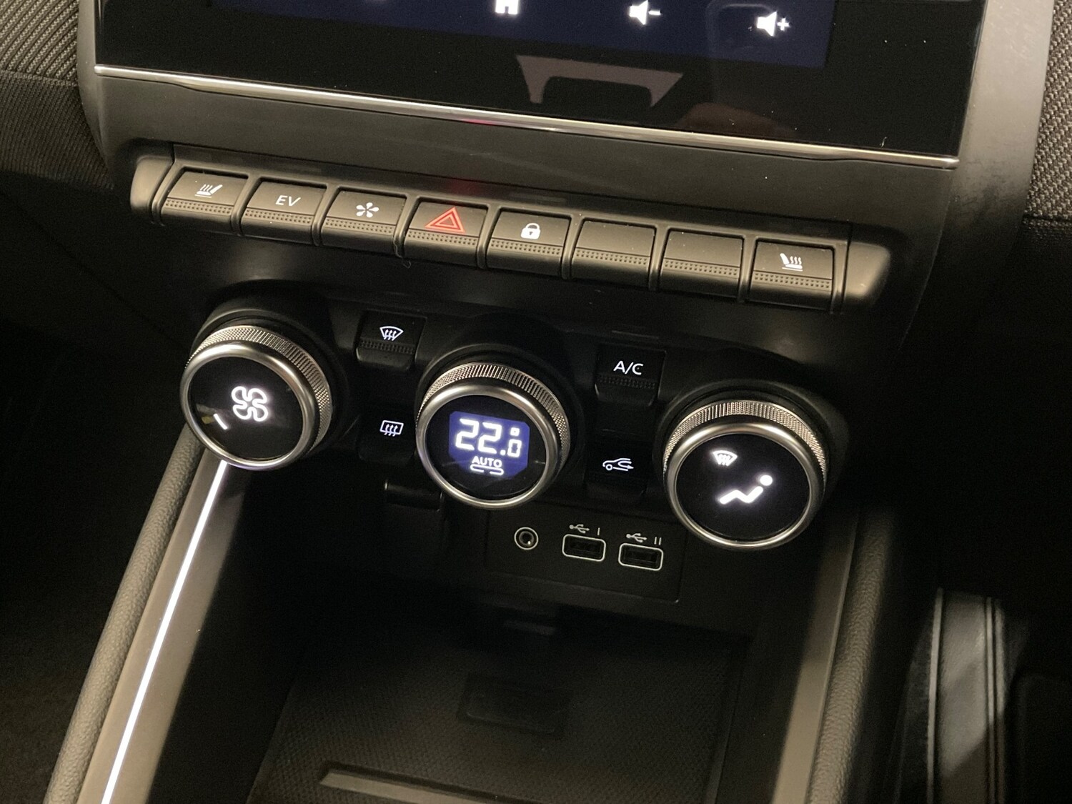 Used Renault Clio 2023 for sale - 76276387: Photo 24