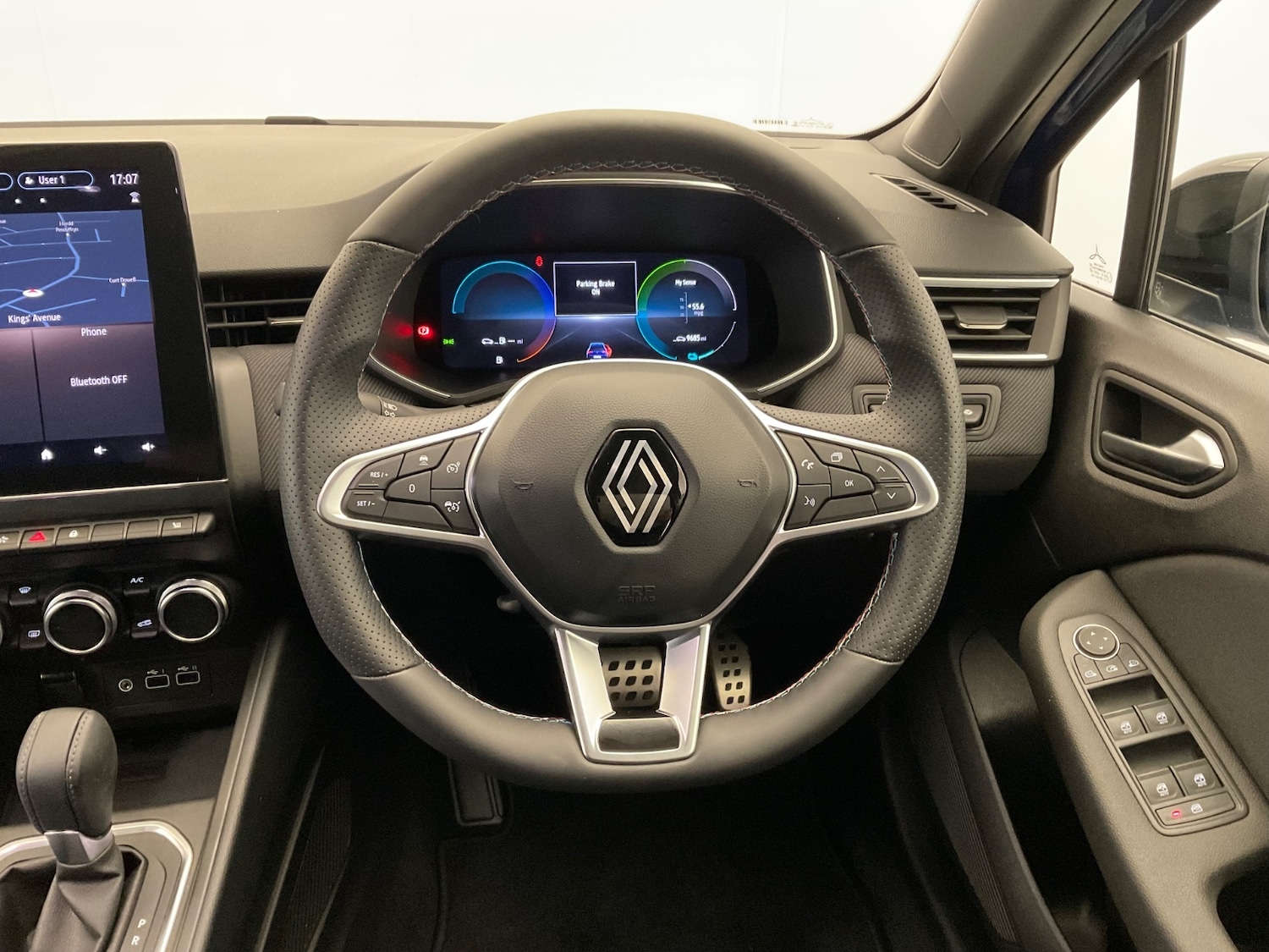 Used Renault Clio 2023 for sale - 76276387: Photo 3