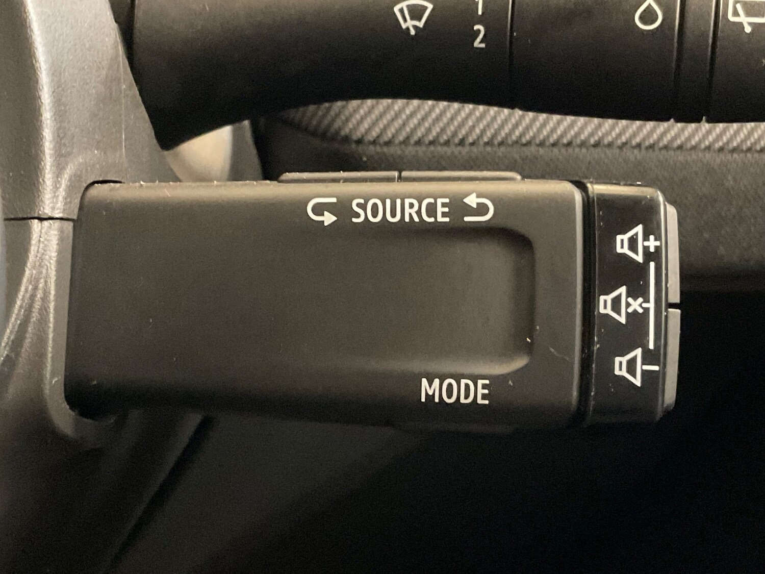 Used Renault Clio 2023 for sale - 76276387: Photo 33