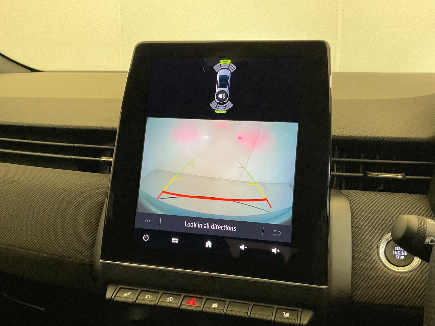 Used Renault Clio 2023 for sale - 76276387: Photo 8