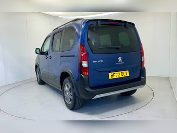 Used Peugeot Rifter 2022 for sale - 76276832: Photo