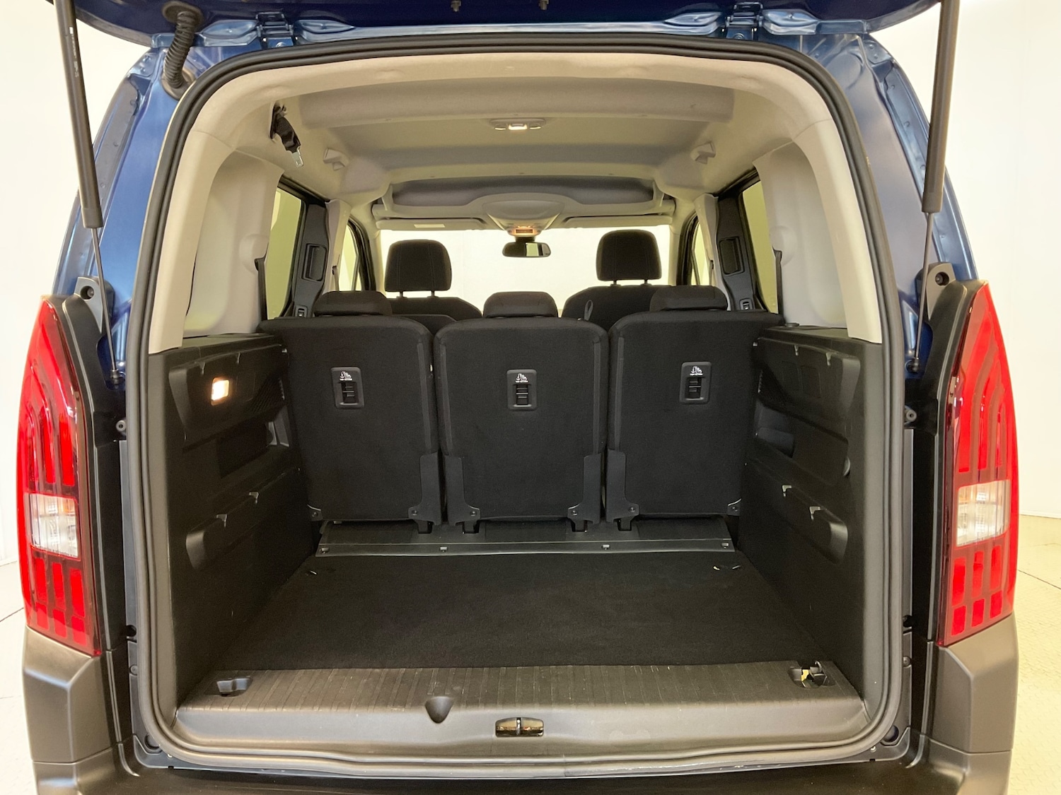 Used Peugeot Rifter 2022 for sale - 76276832: Photo 43