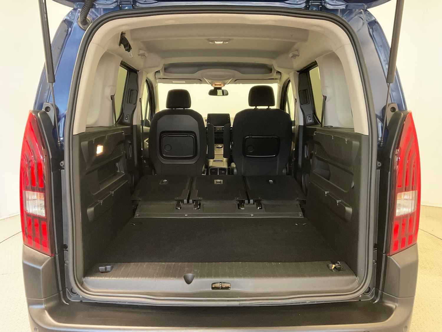 Used Peugeot Rifter 2022 for sale - 76276832: Photo 46