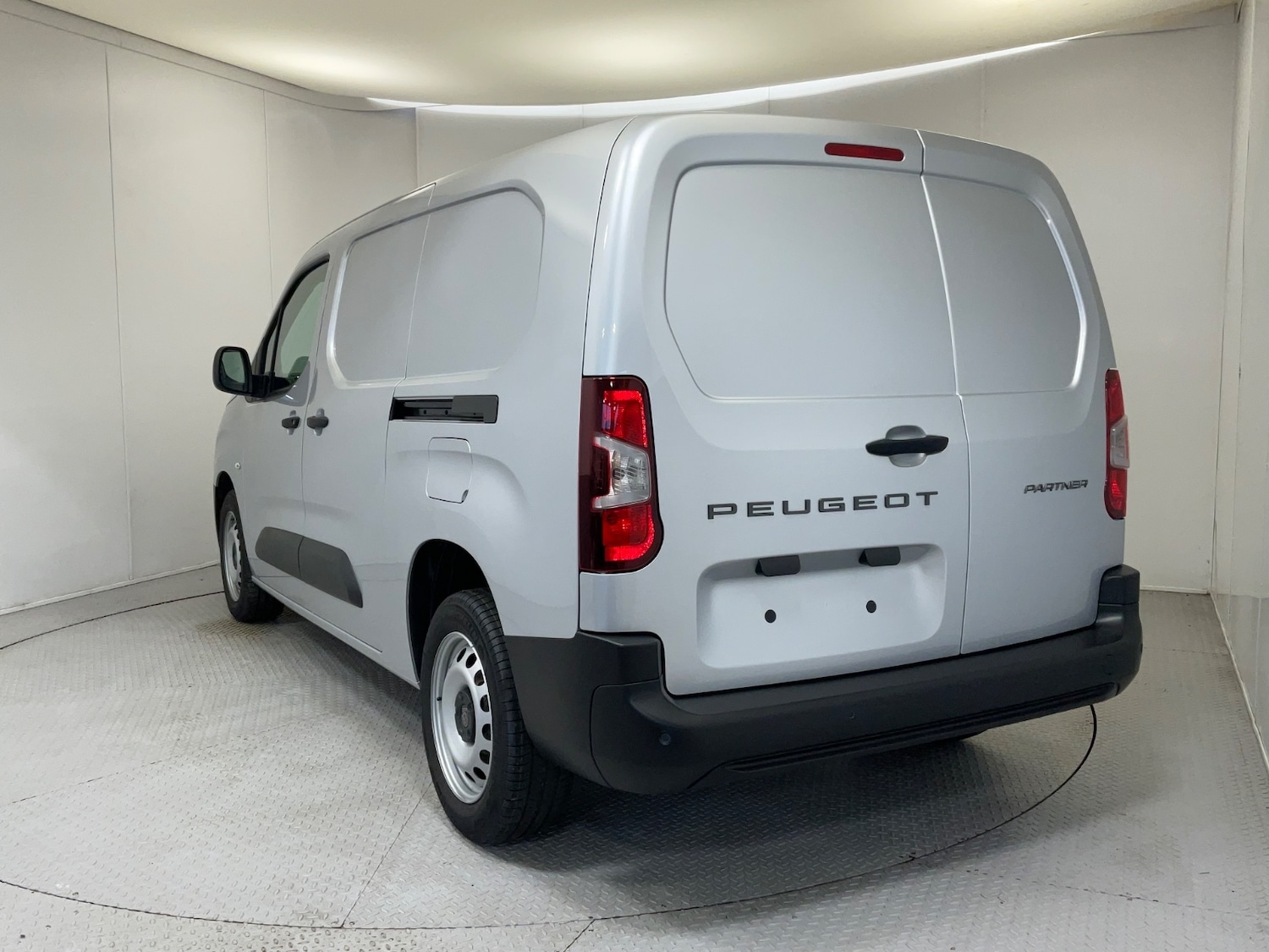 Used Peugeot Partner for sale - 76873916: Photo 2