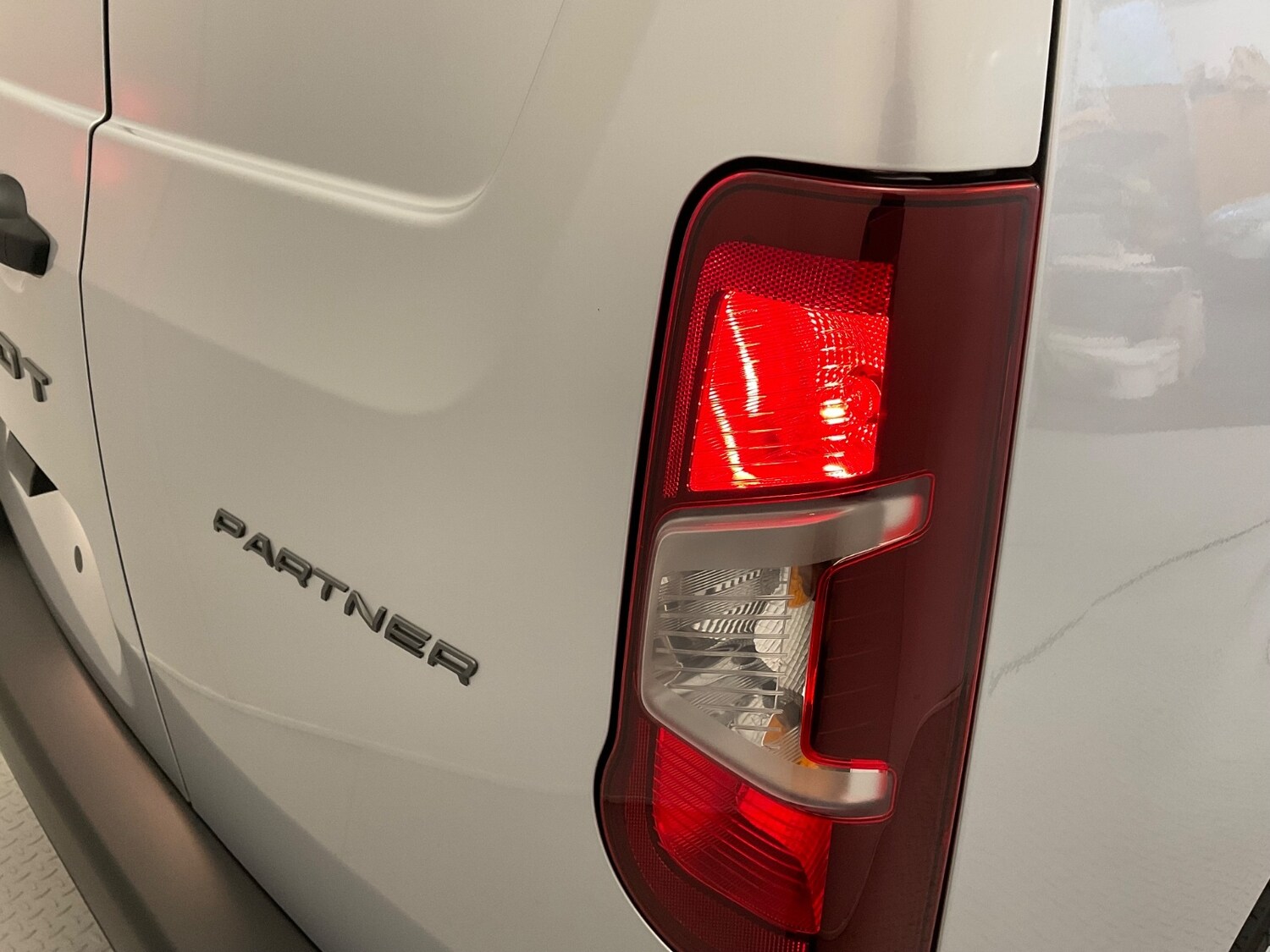 Used Peugeot Partner for sale - 76873916: Photo 31