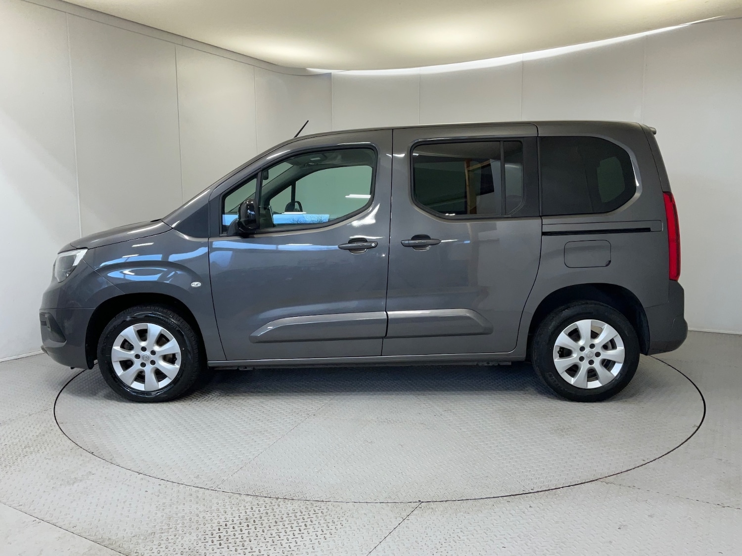 Used Vauxhall Combo Life 2022 for sale - 76971435: Photo 21