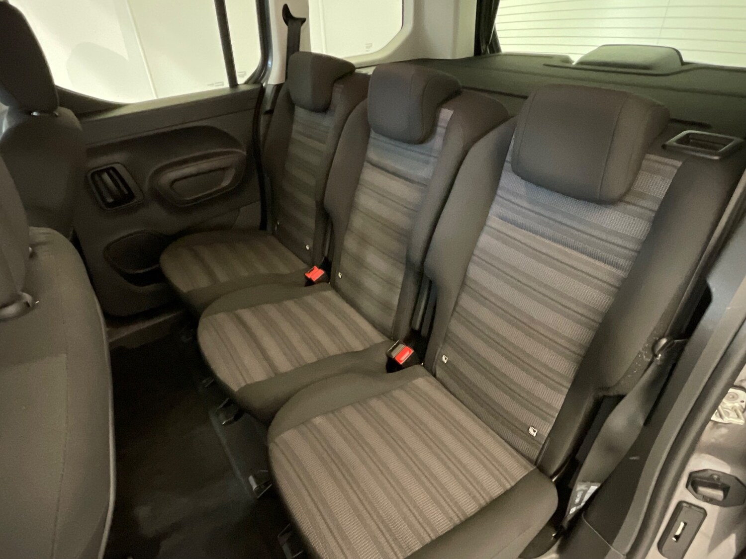 Used Vauxhall Combo Life 2022 for sale - 76971435: Photo 40