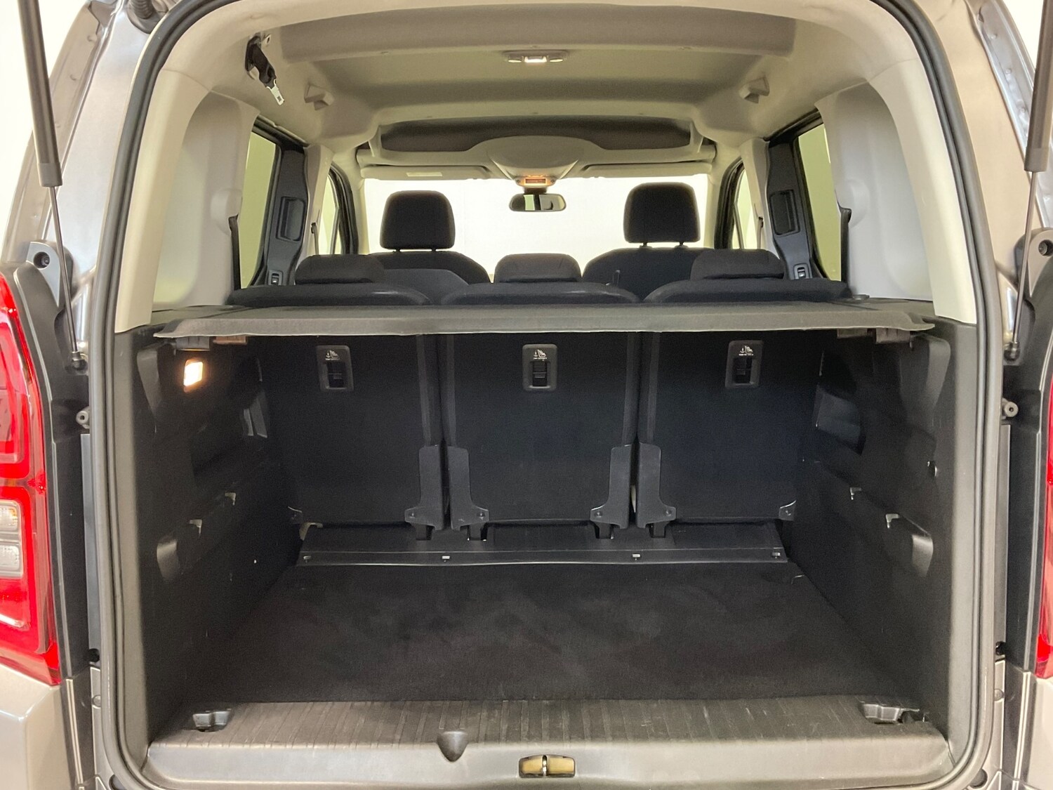 Used Vauxhall Combo Life 2022 for sale - 76971435: Photo 42