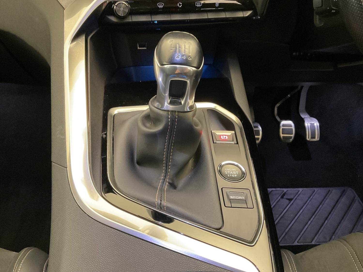 Used Peugeot 3008 2021 for sale - 76872772: Photo 24