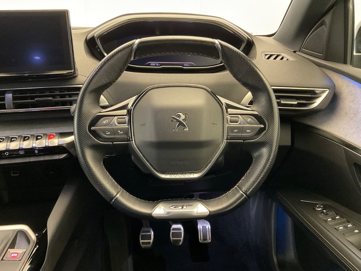 Used Peugeot 3008 2021 for sale - 76872772: Photo 3