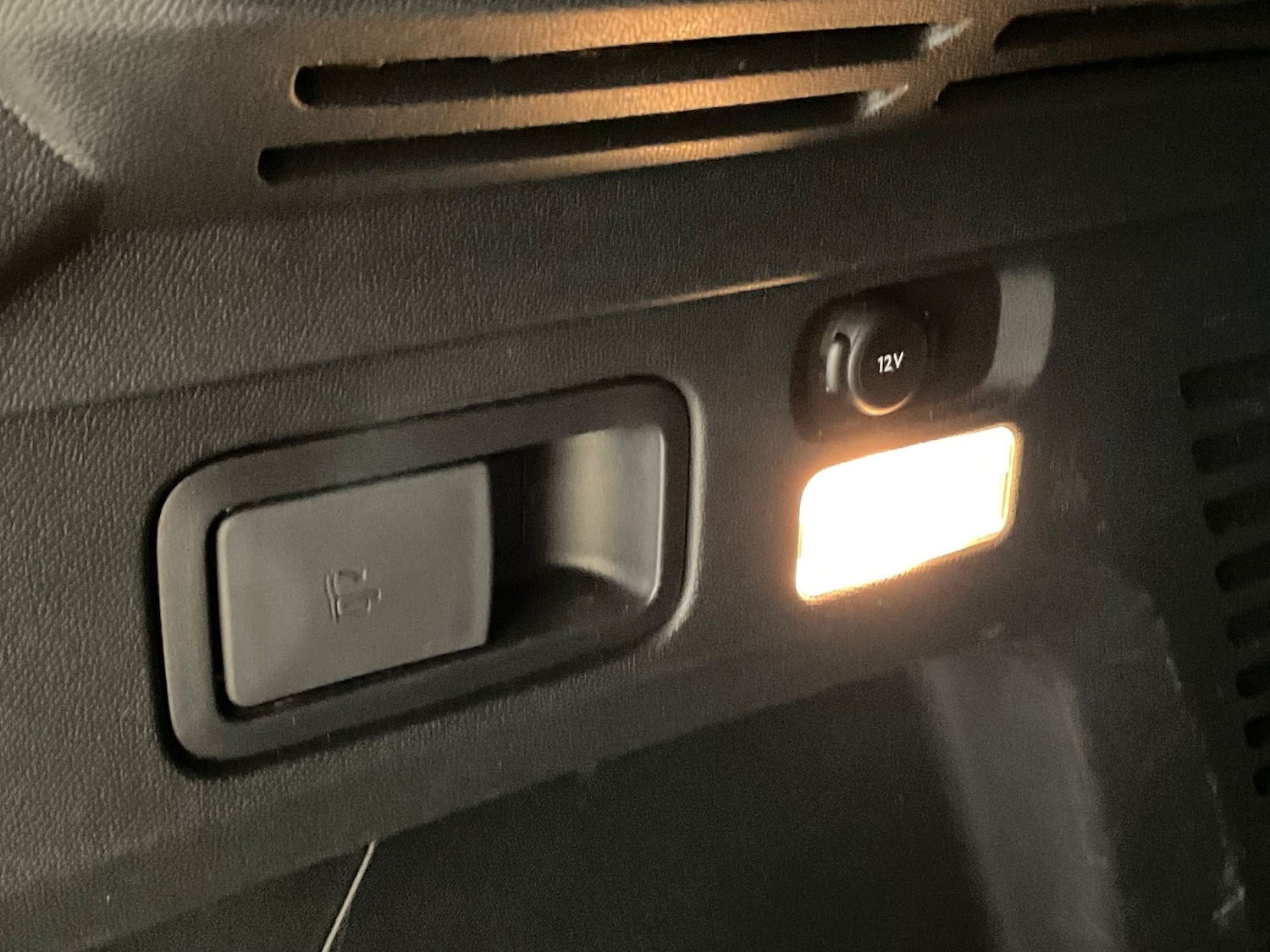 Used Peugeot 3008 2021 for sale - 76872772: Photo 45