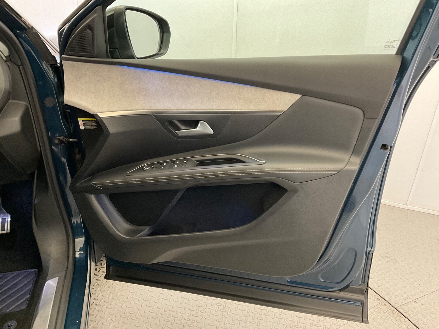 Used Peugeot 3008 2021 for sale - 76872772: Photo 55