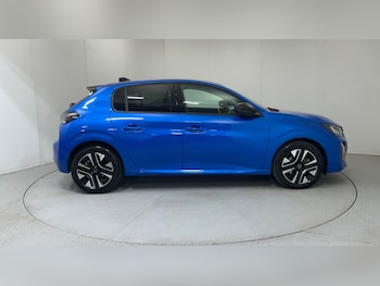 Used Peugeot 208 2024 for sale - 77285692: Photo
