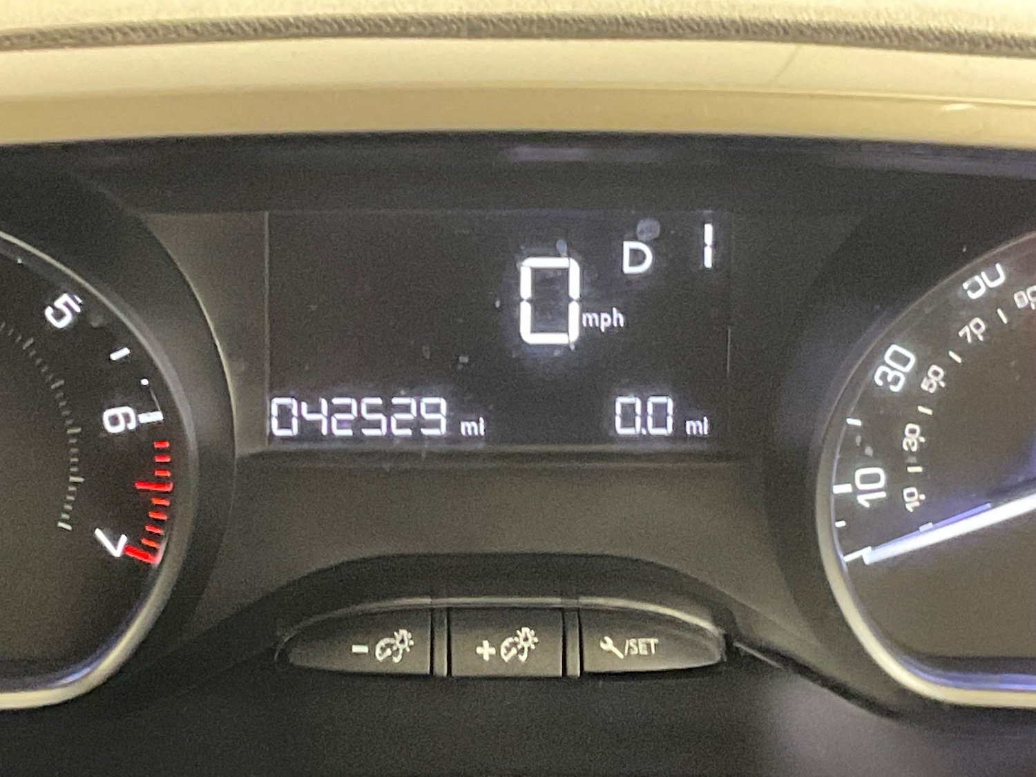 Used Peugeot 208 2016 for sale - 77170581: Photo 23