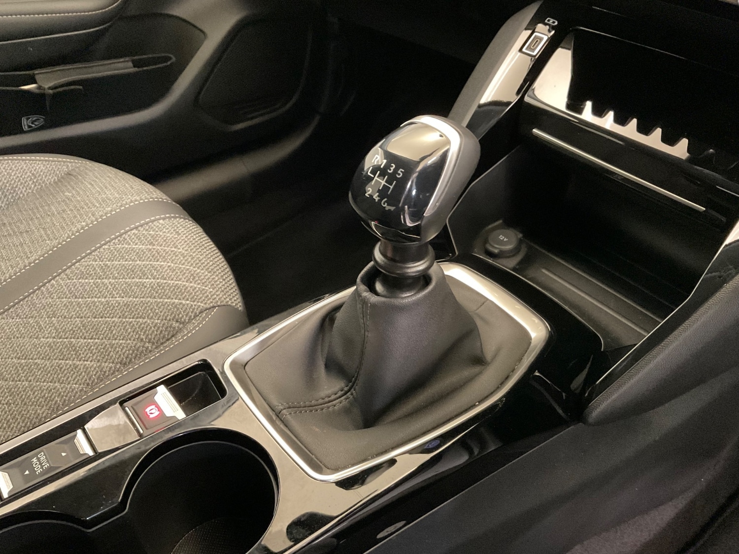 Used Peugeot 208 2024 for sale - 77095260: Photo 10