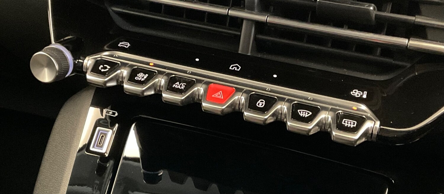 Used Peugeot 208 2024 for sale - 77095260: Photo 29