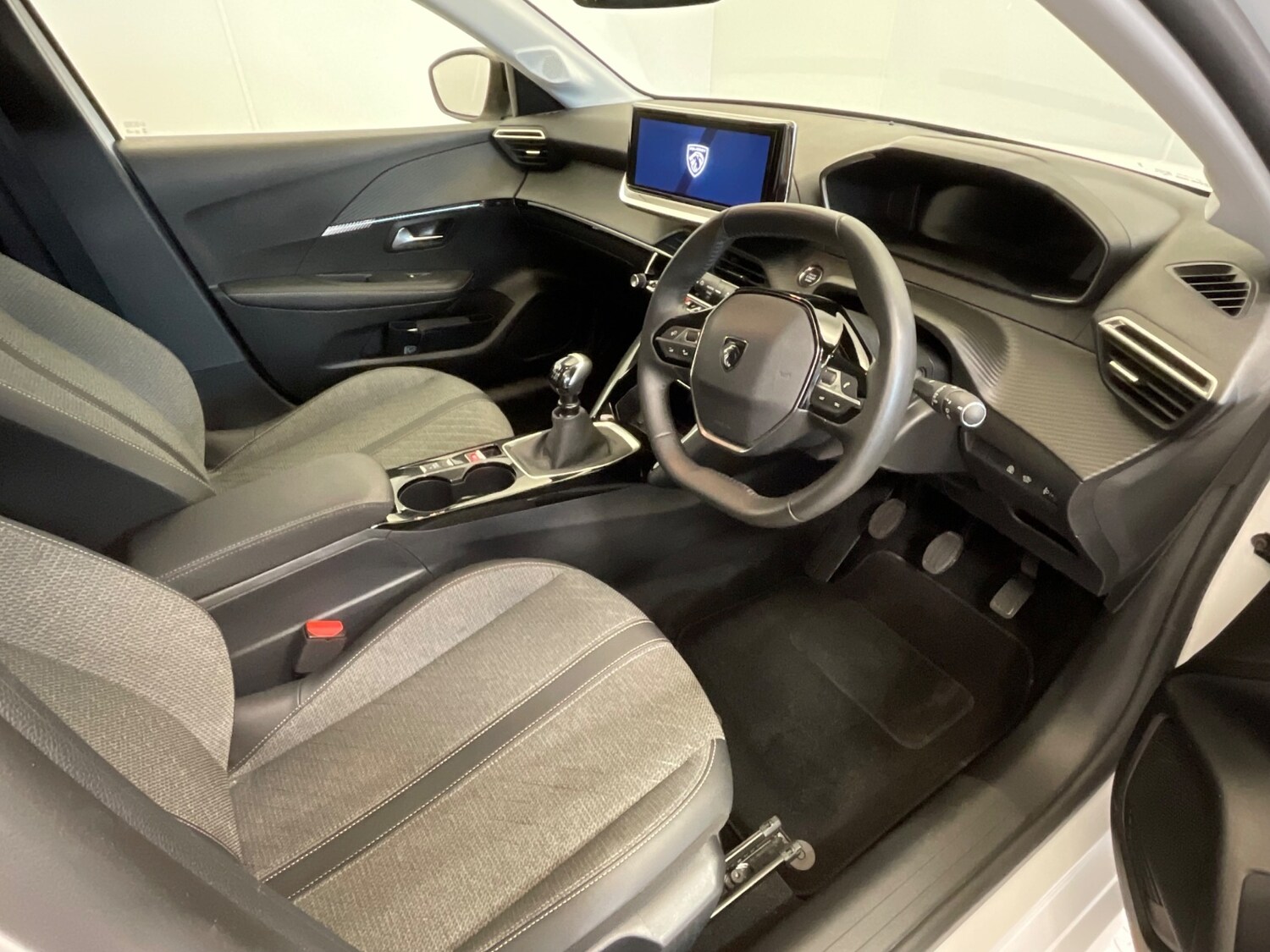 Used Peugeot 208 2024 for sale - 77095260: Photo 38