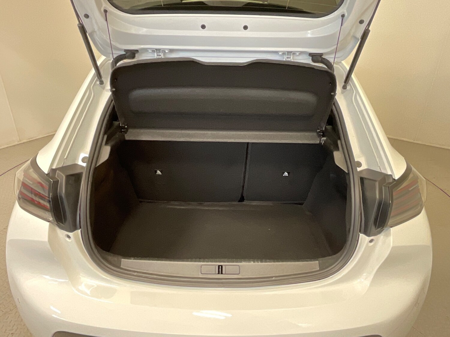 Used Peugeot 208 2024 for sale - 77095260: Photo 42