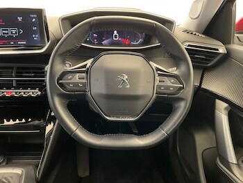 Used Peugeot 2008 2021 for sale - 76276865: Photo