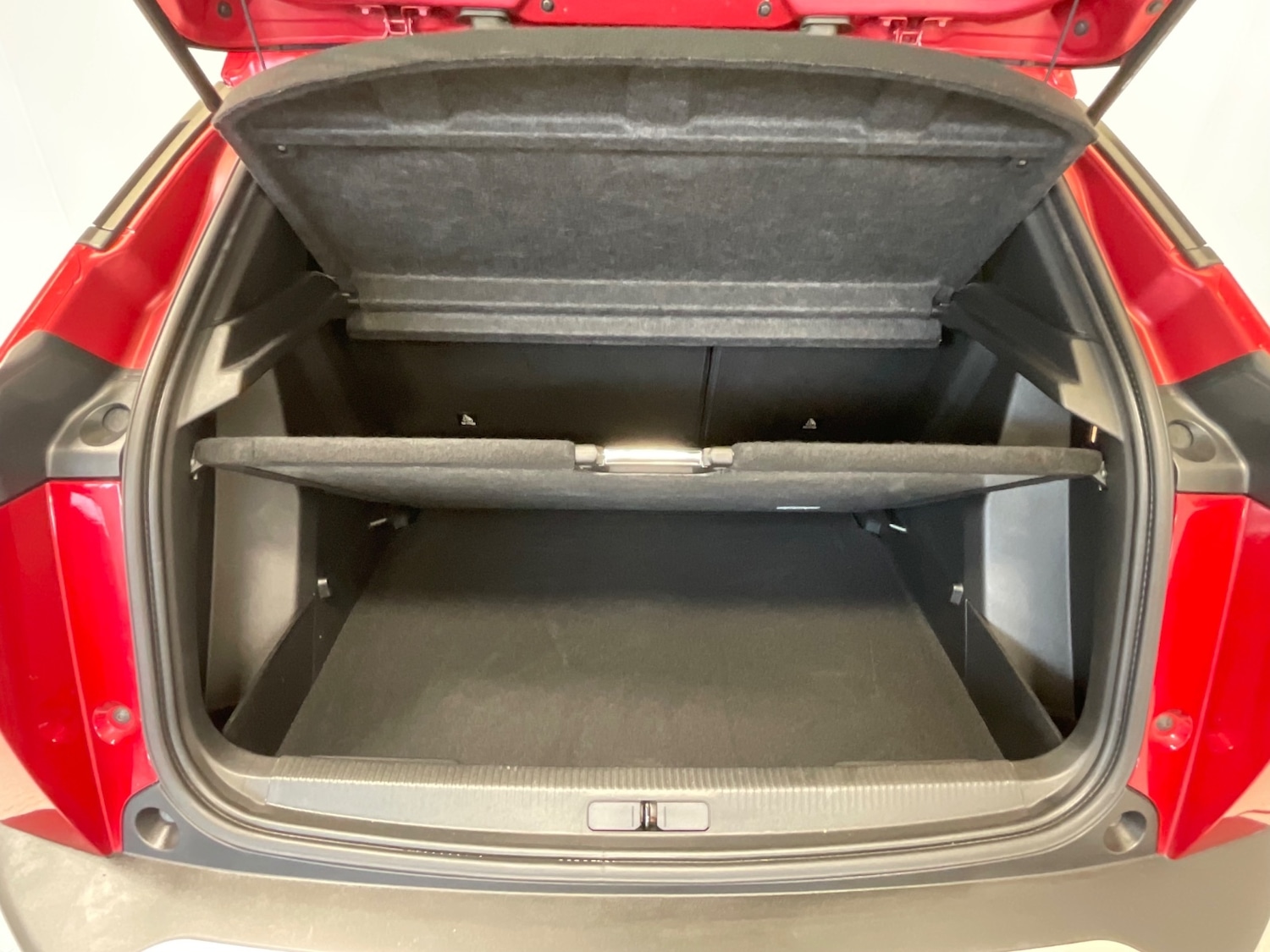 Used Peugeot 2008 2021 for sale - 76276865: Photo 49