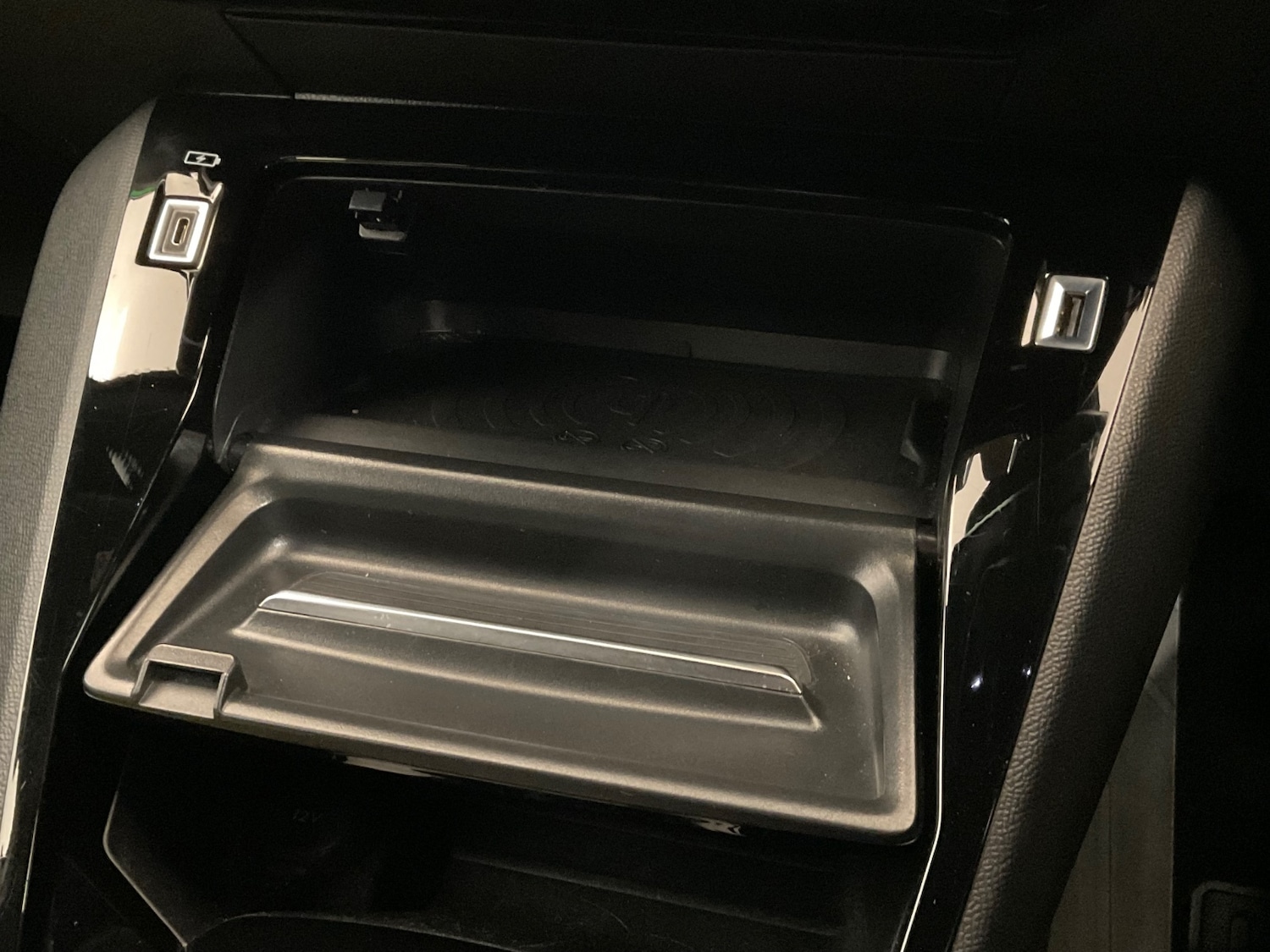 Used Peugeot 2008 2022 for sale - 77353771: Photo 30