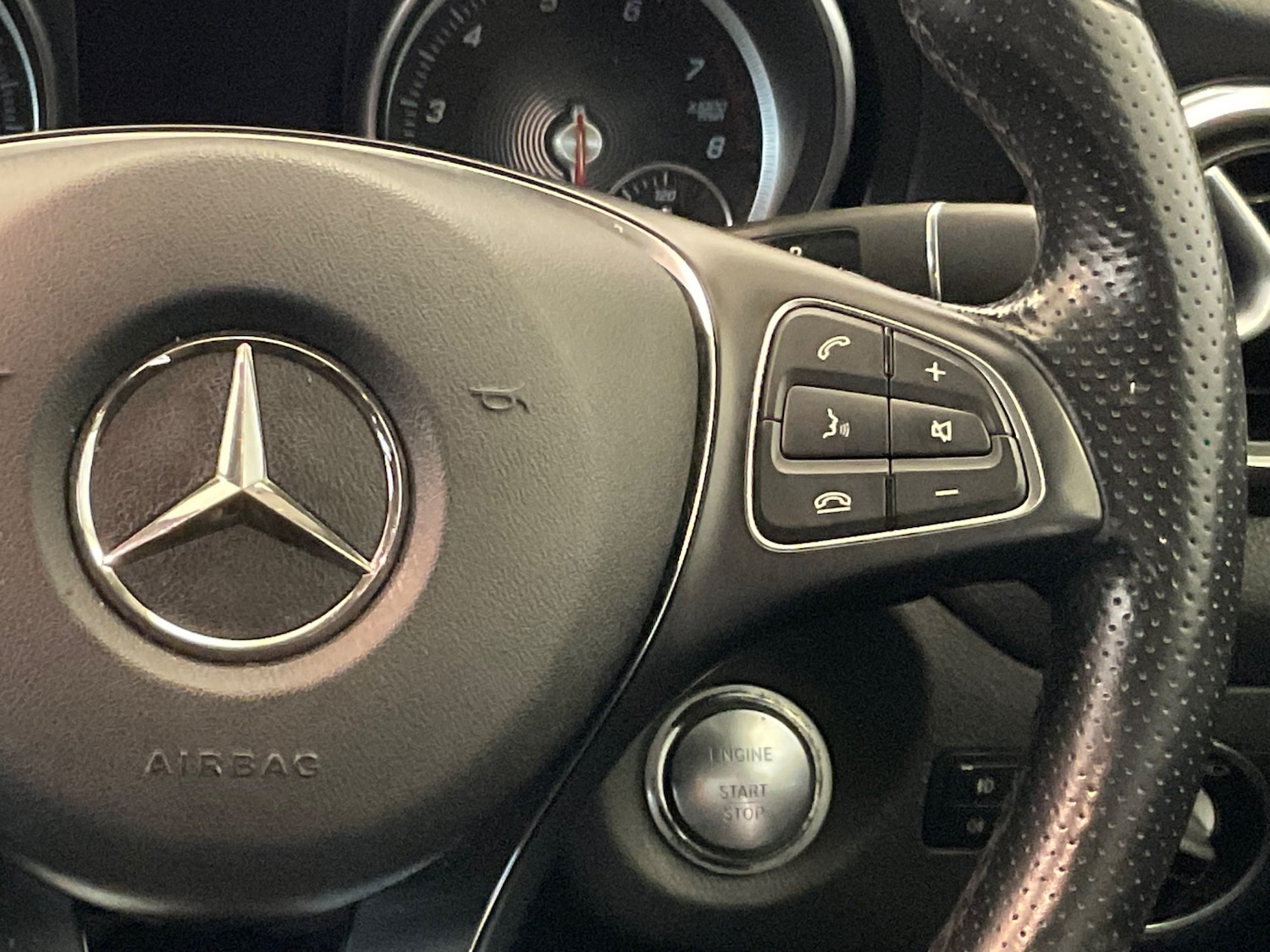 Used Mercedes-Benz GLA 2019 for sale - 76869727: Photo 14