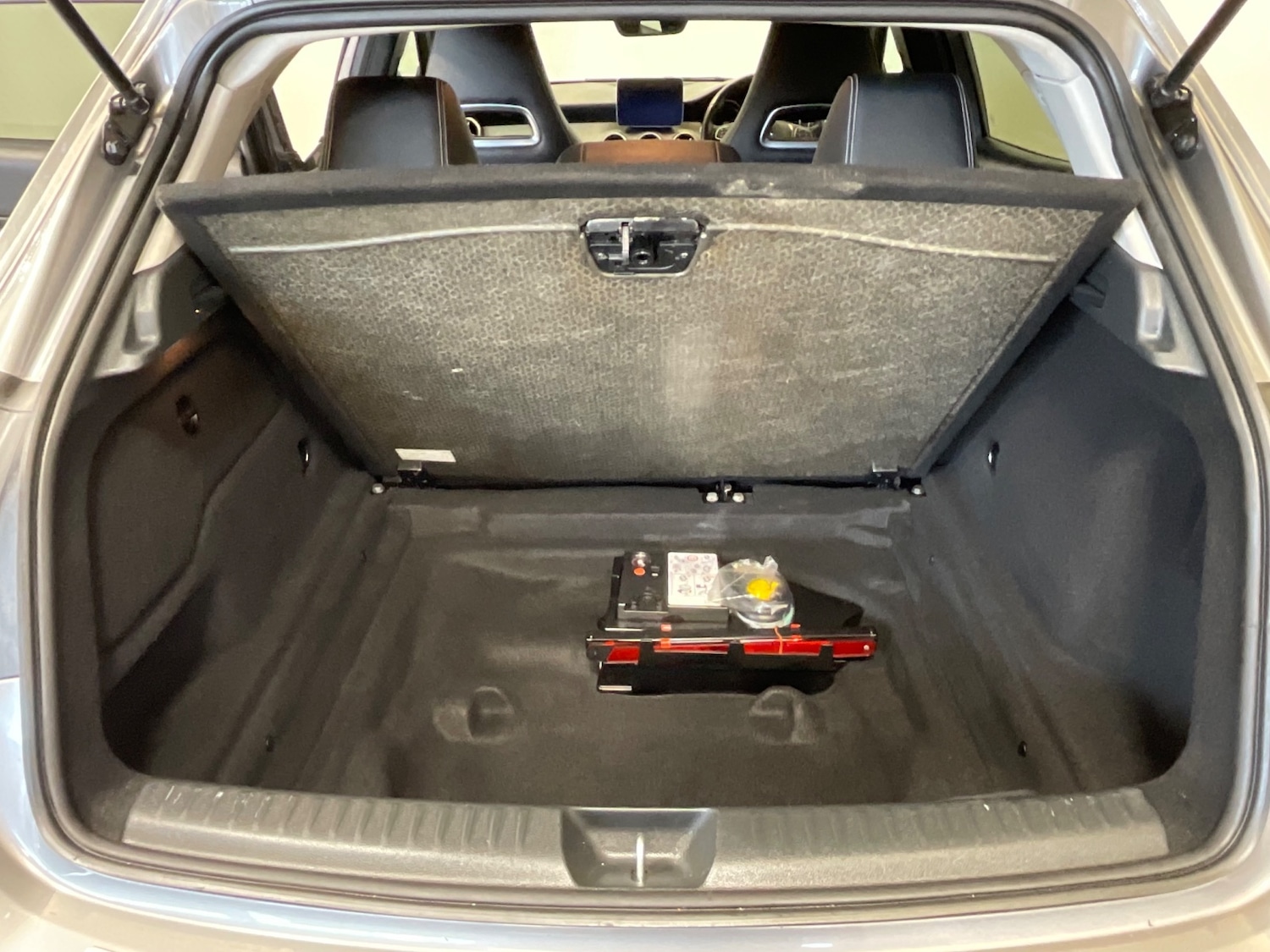 Used Mercedes-Benz GLA 2019 for sale - 76869727: Photo 45