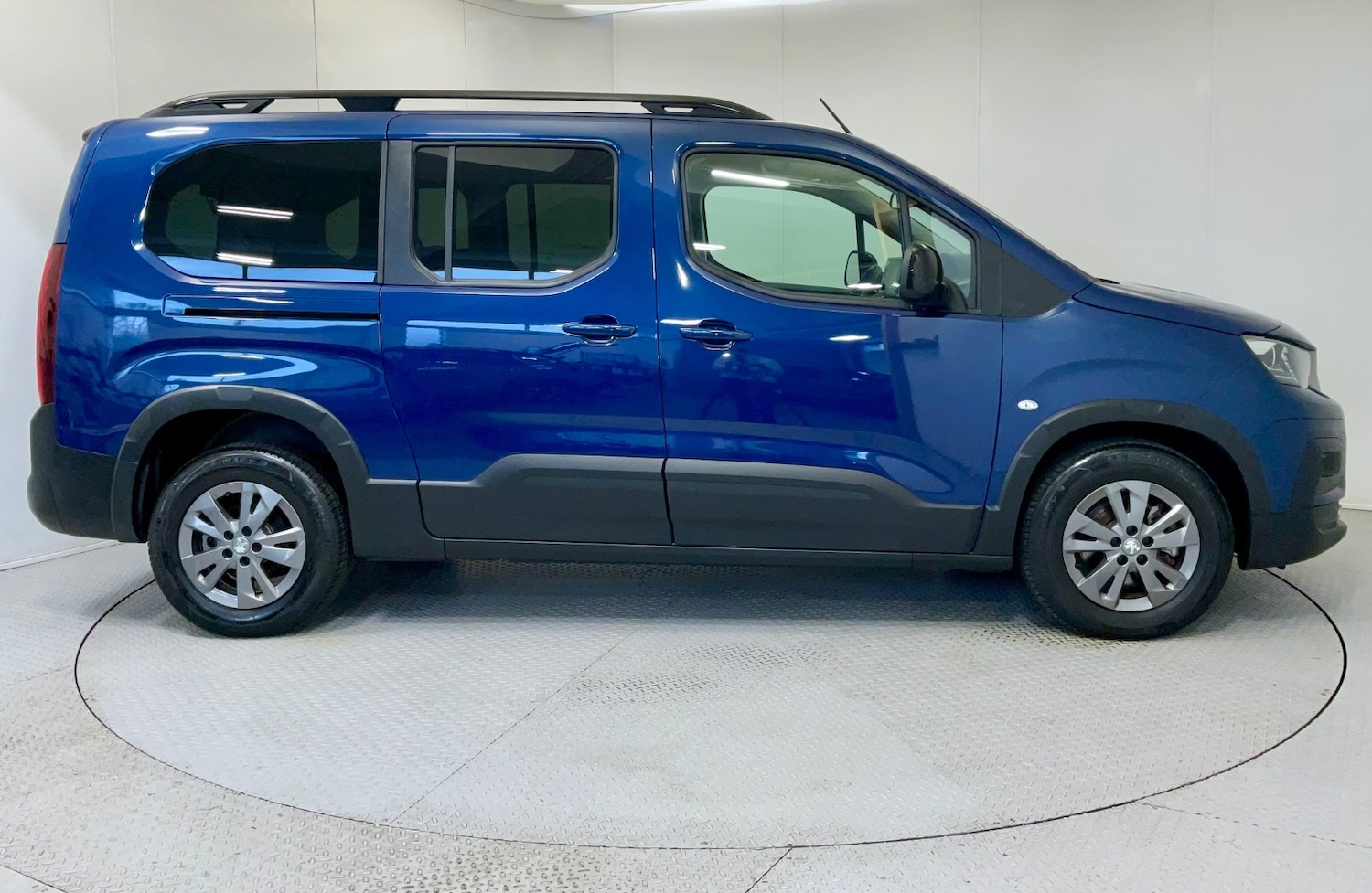 Used Peugeot Rifter 2022 for sale - 76276400: Photo 4