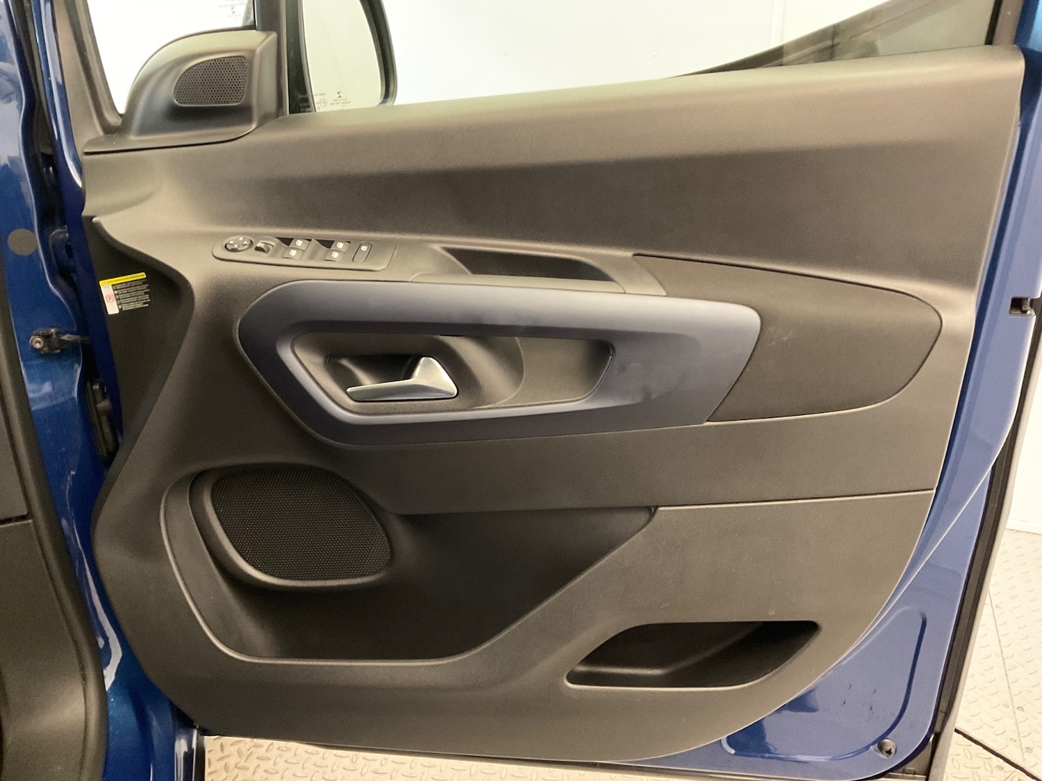 Used Peugeot Rifter 2022 for sale - 76276400: Photo 44