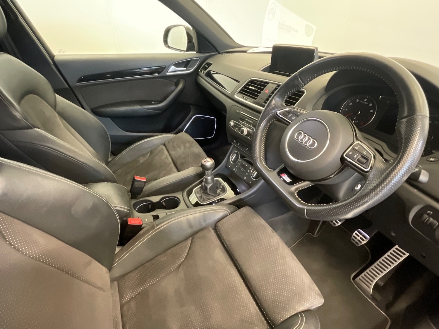 Used Audi Q3 2018 for sale - 77326270: Photo 36