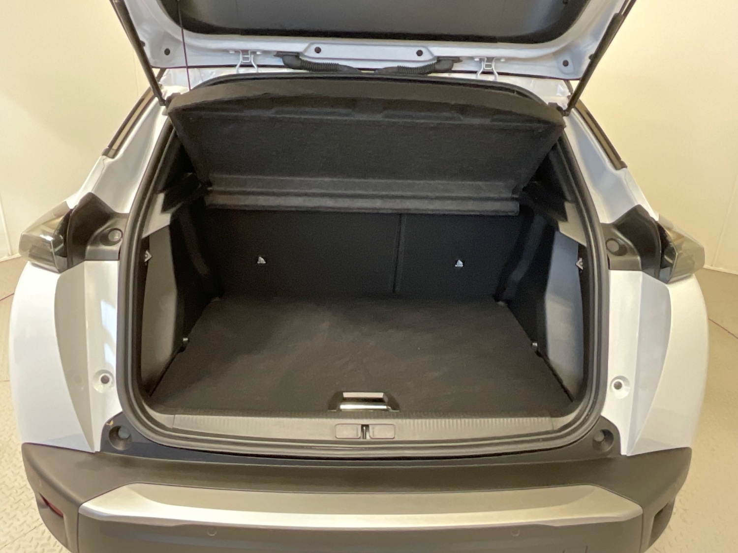 Used Peugeot 2008 2025 for sale - 76871245: Photo 43