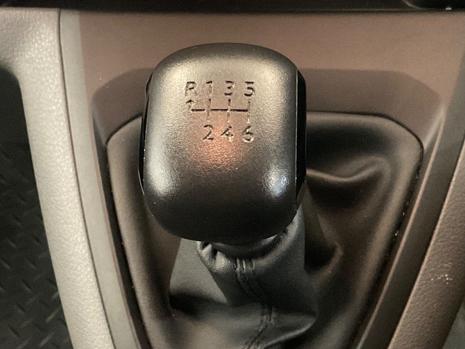 Used Peugeot Expert 2022 for sale - 76276808: Photo 32