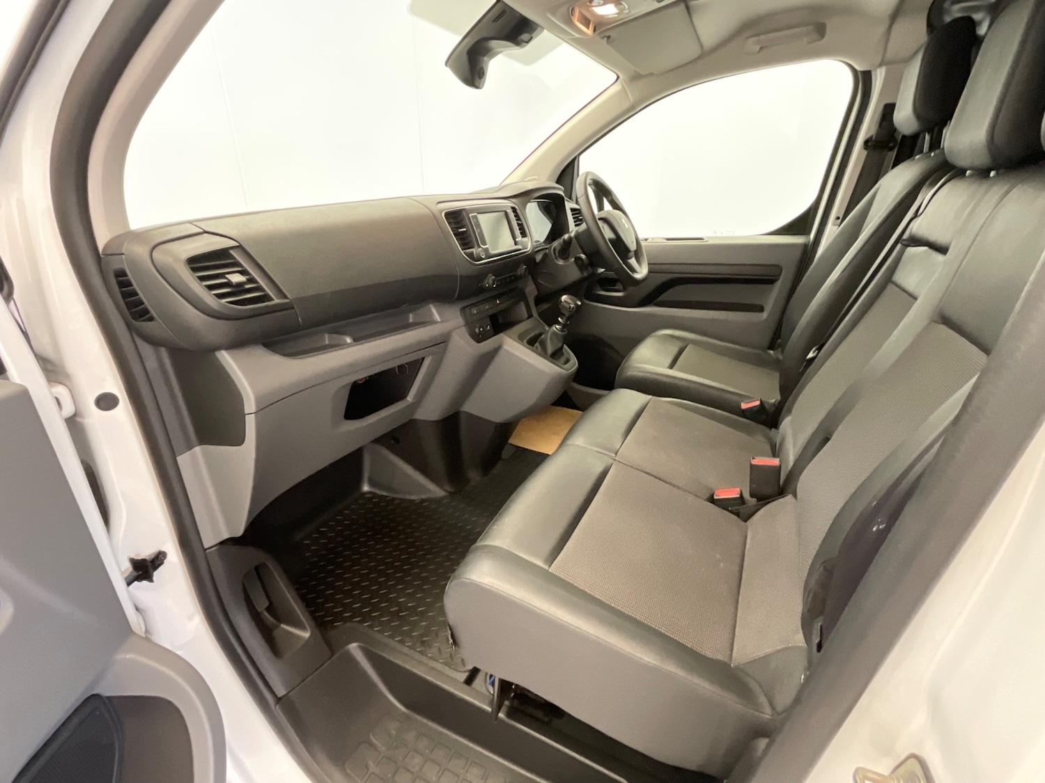 Used Peugeot Expert 2022 for sale - 76276808: Photo 9