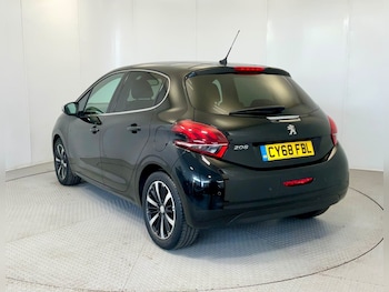 Used Peugeot 208 2019 for sale - 75136582: Photo