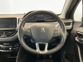 Used Peugeot 208 2019 for sale - 75136582: Photo