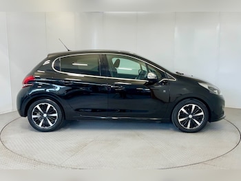 Used Peugeot 208 2019 for sale - 75136582: Photo