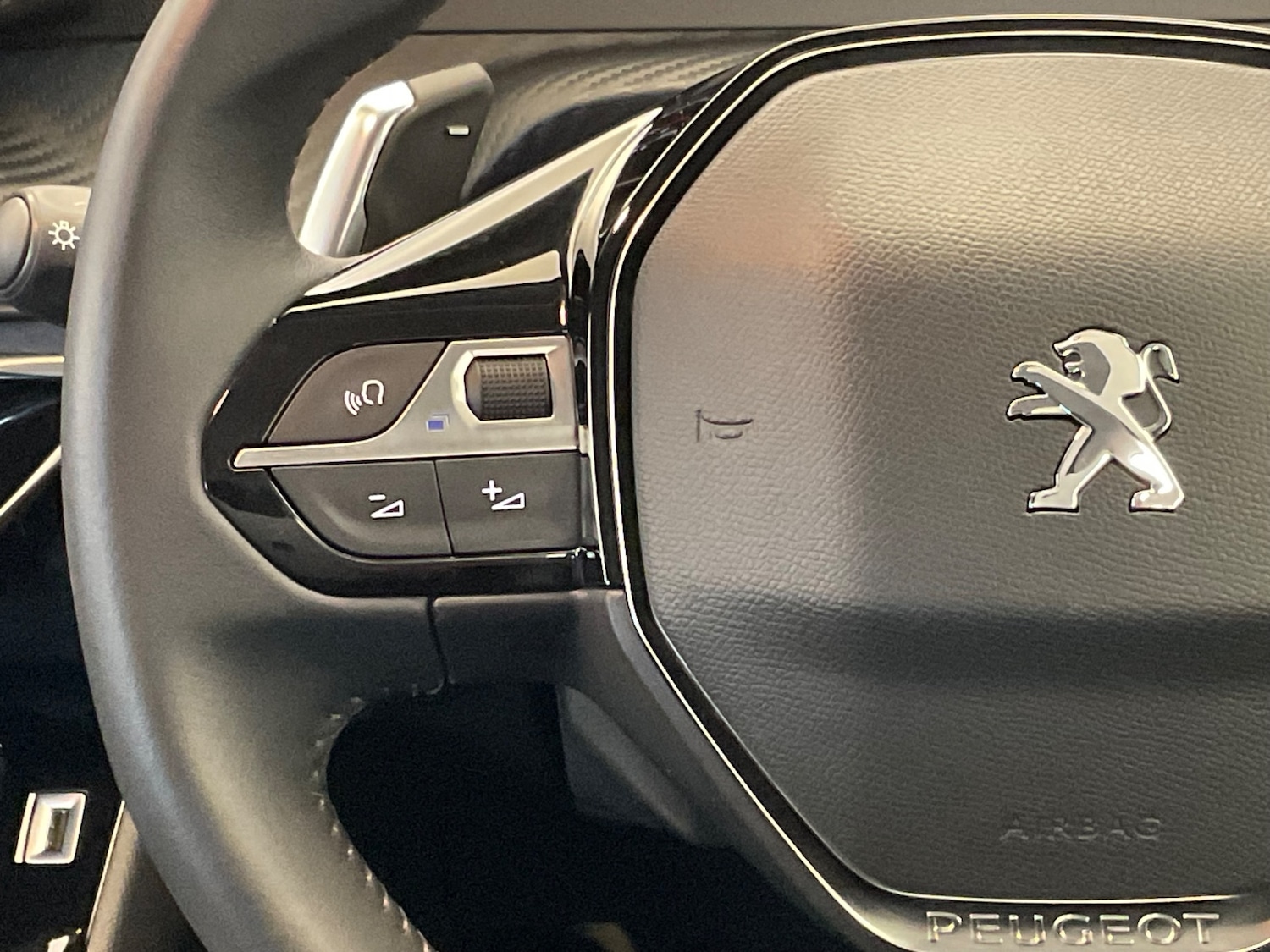 Used Peugeot 208 2022 for sale - 76868359: Photo 14