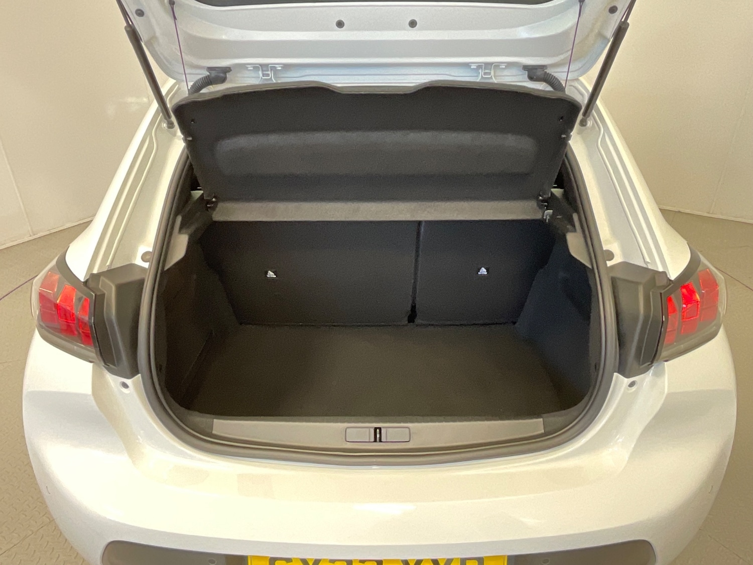 Used Peugeot 208 2022 for sale - 76868359: Photo 45