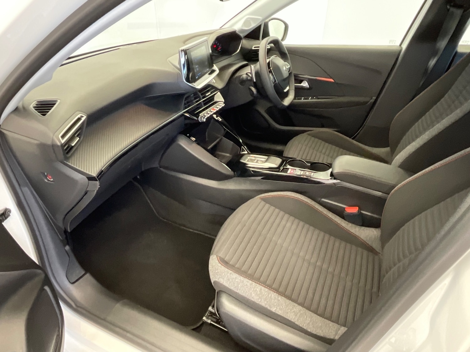 Used Peugeot 208 2022 for sale - 76868359: Photo 9